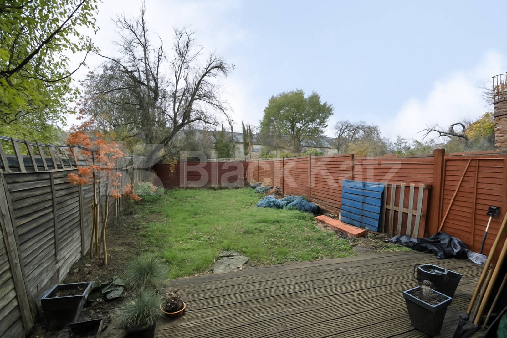 Bright 2-bed garden flat on Priory Road N8 with modern interiors and garden Priory Road, Muswell Hill 
